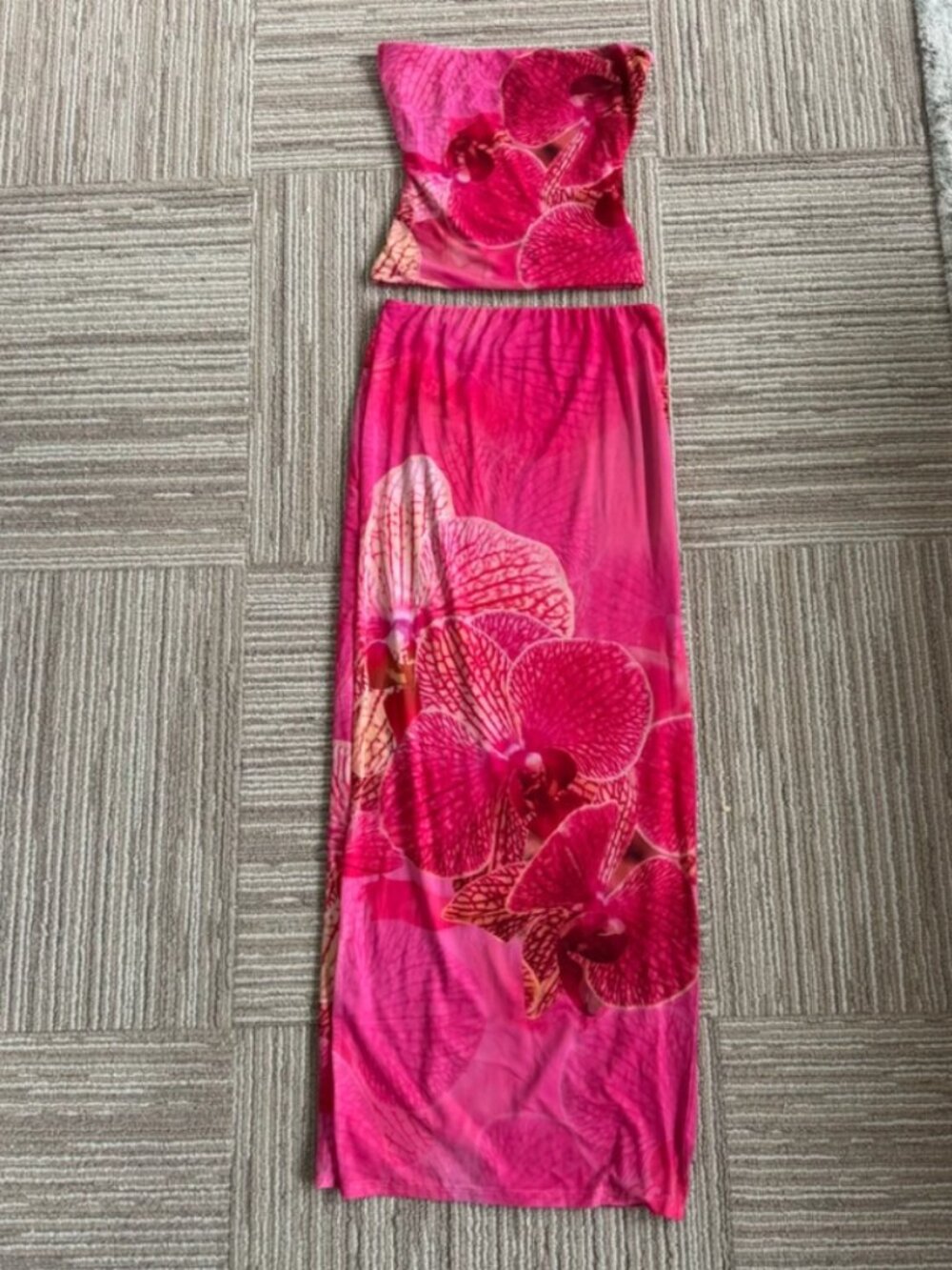 Windsor Pink Orchid Print Two Piece Set Tube Top & Maxi Skirt Size M